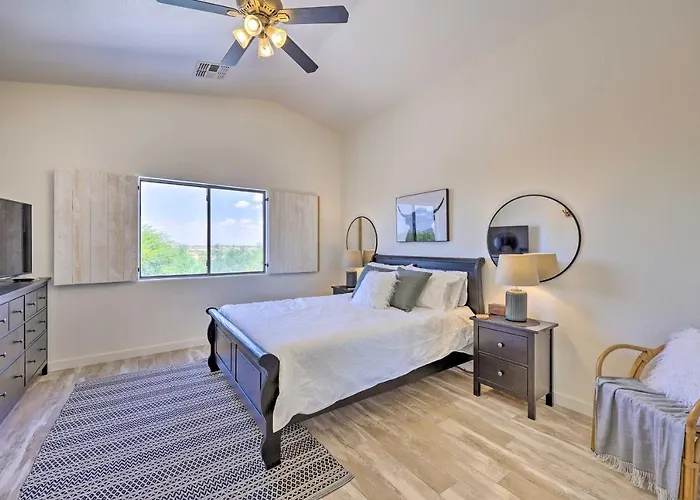 Holiday home Updated Retreat < 2 Miles To Golf! Maricopa