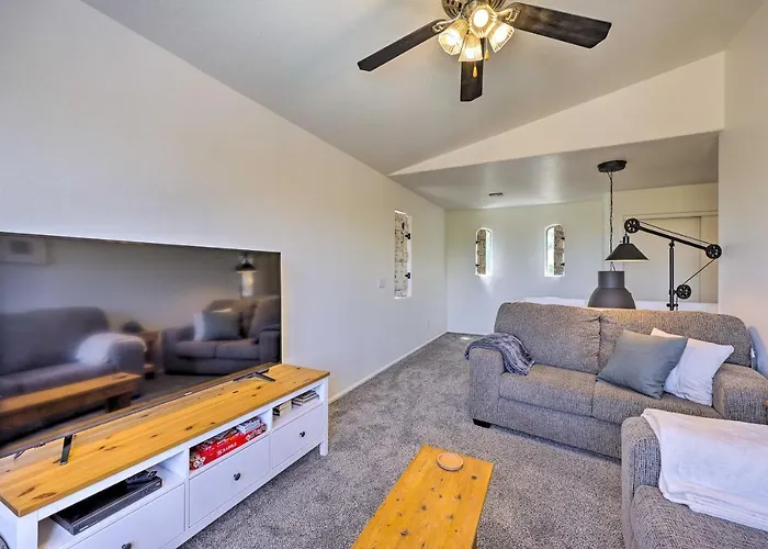 Holiday home Updated Retreat < 2 Miles To Golf! Maricopa