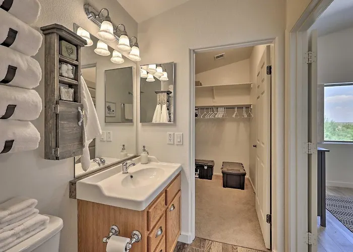 Updated Retreat < 2 Miles To Golf! Maricopa
